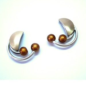 Curly Goldstone Two-tone Stud Earrings by Christophe Poly